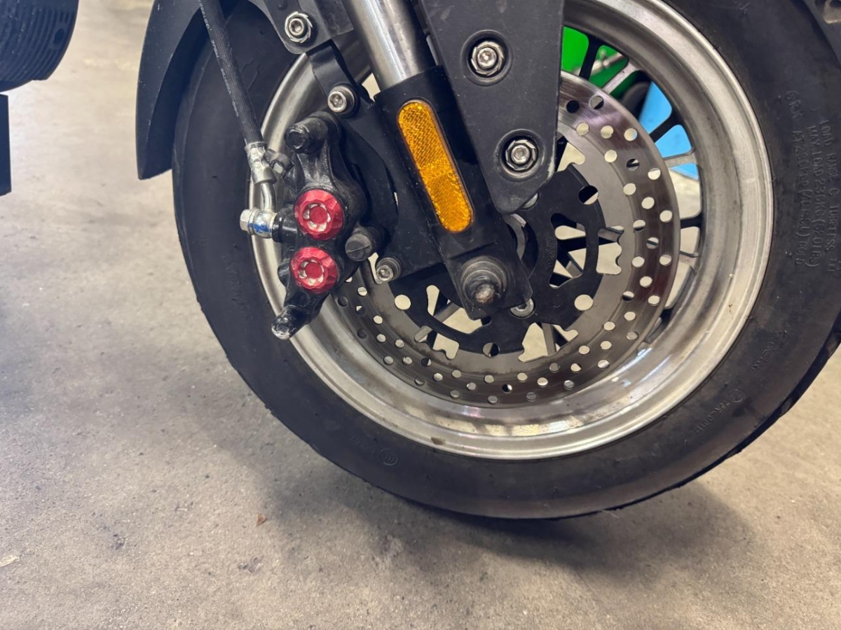 T16