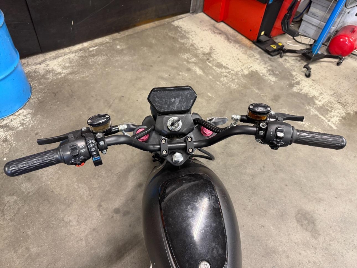 T8