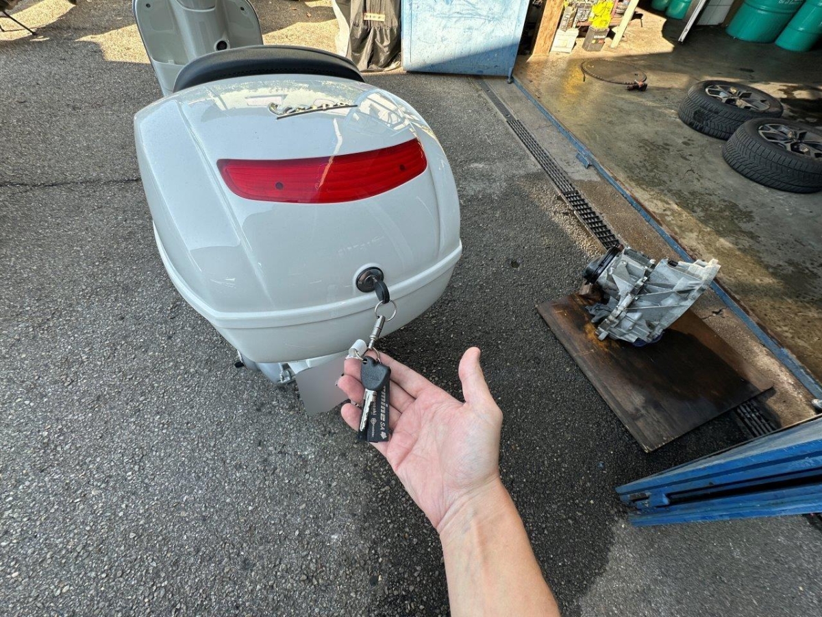 T12