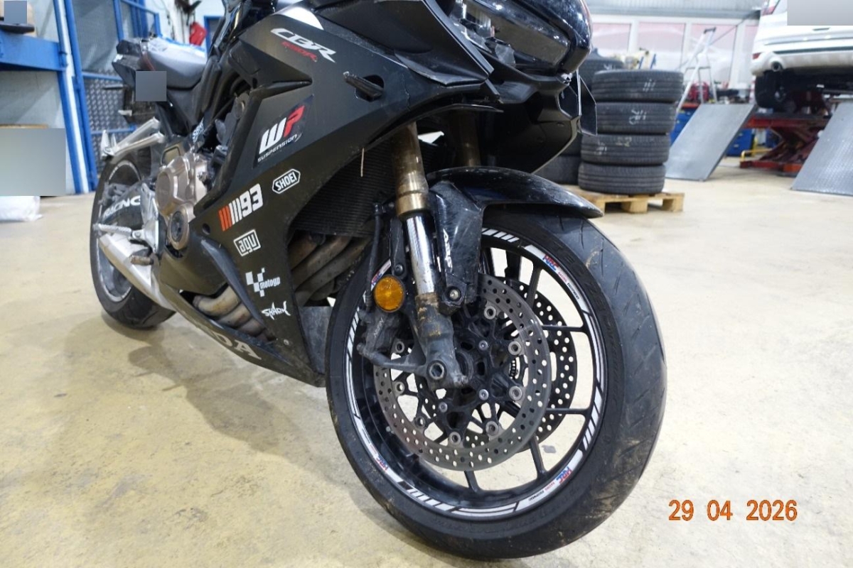 T11