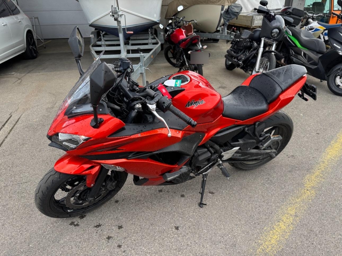 T8