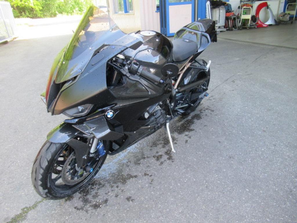 T1