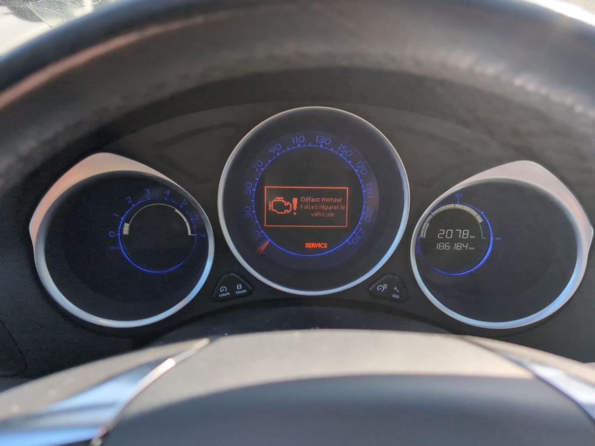 T9