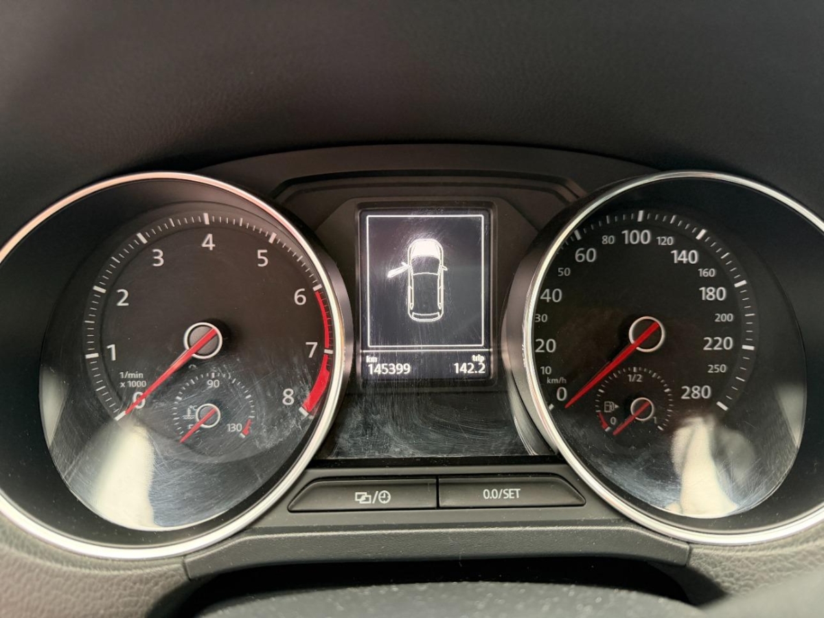 T7