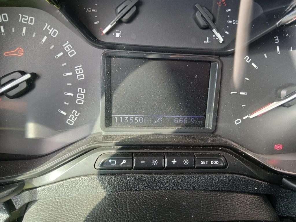 T9
