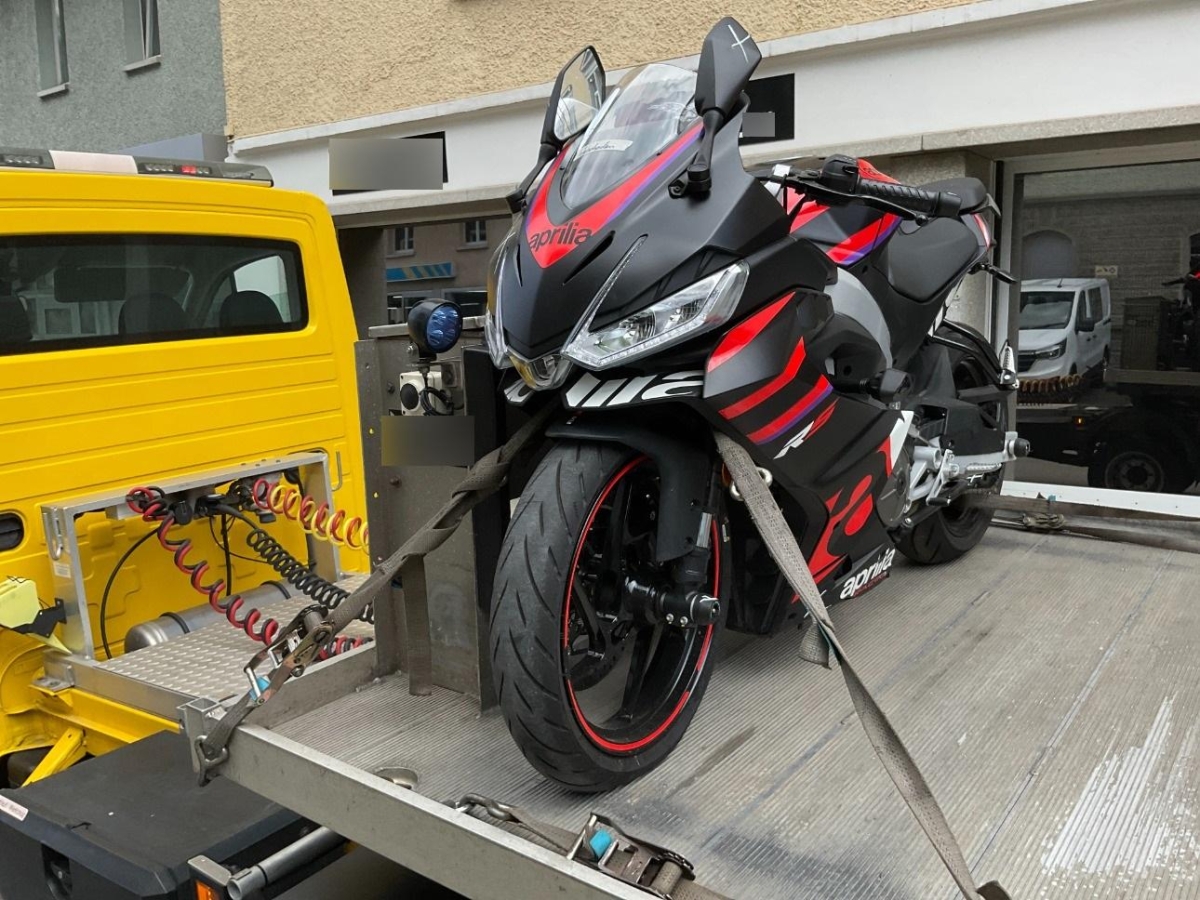 T8