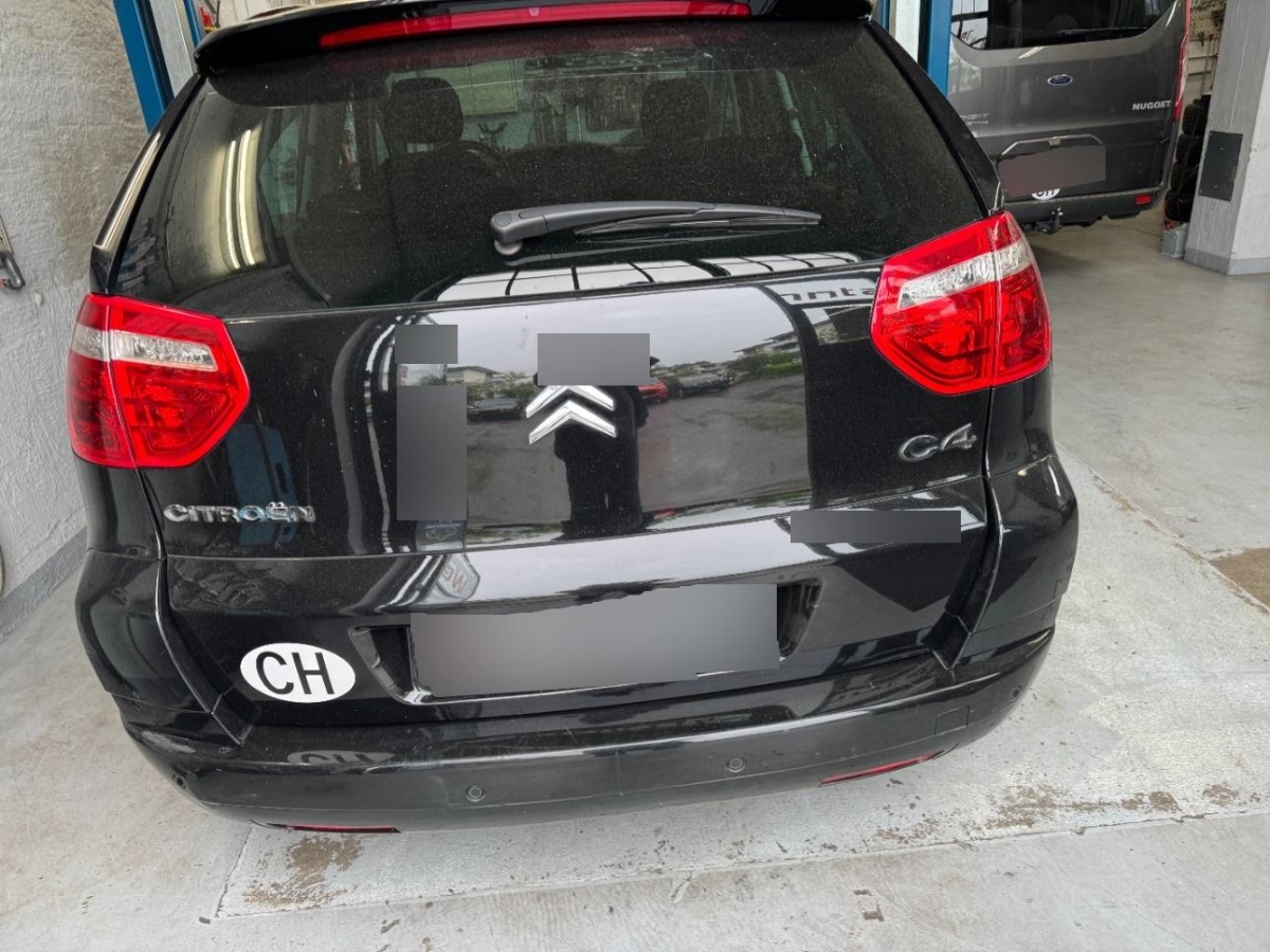 T4