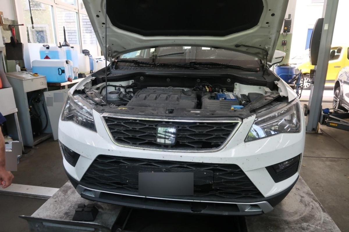 T18