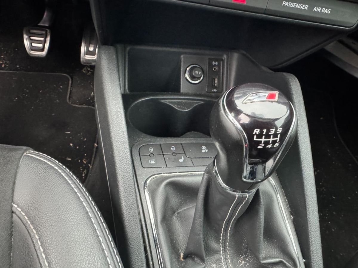 T9