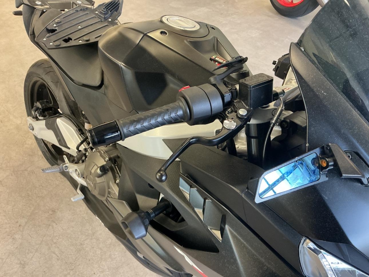 T10