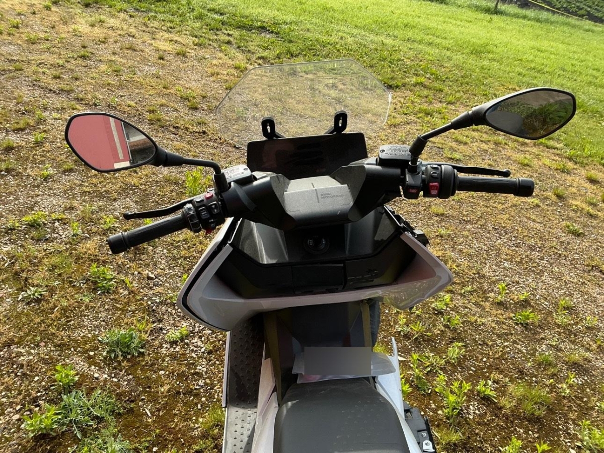 T10