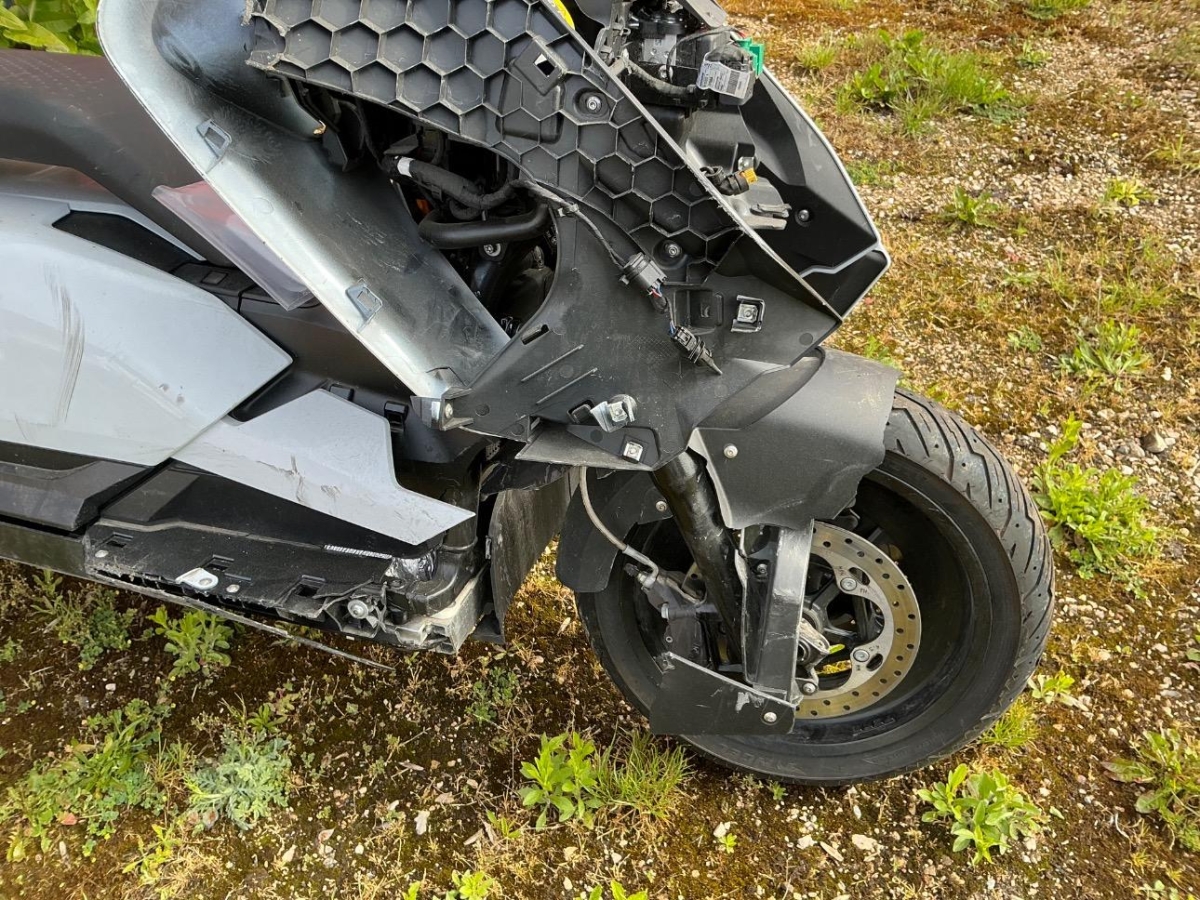 T16