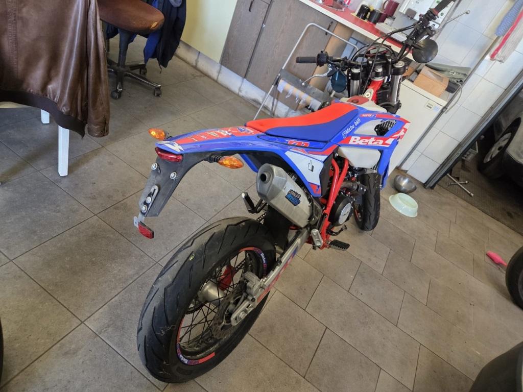 T4