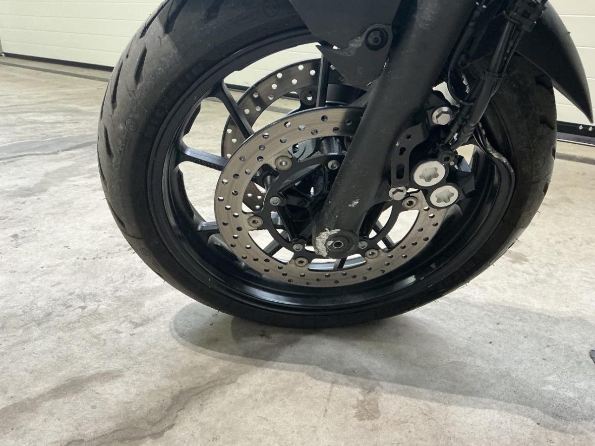 T16