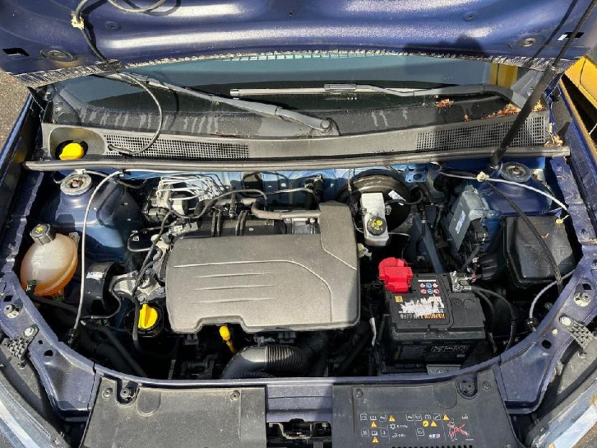 T9