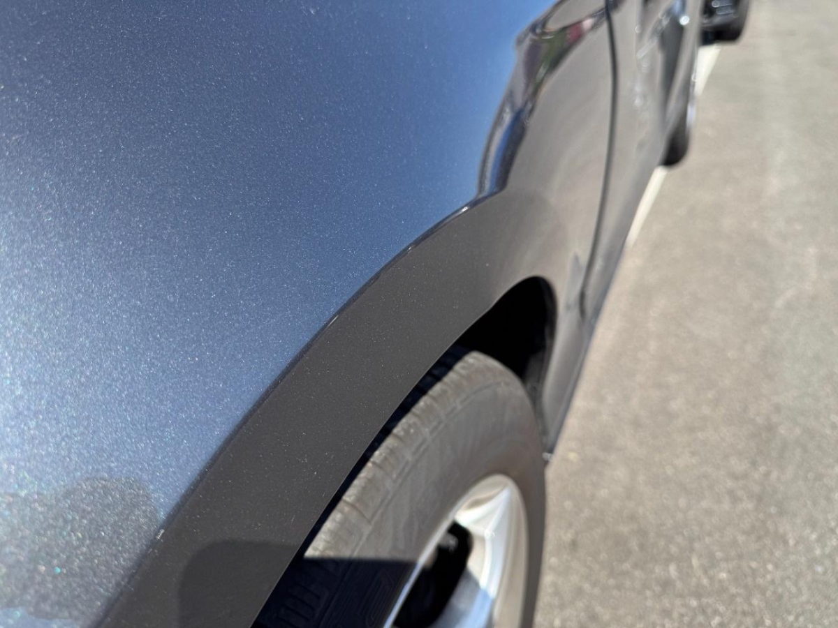 T18