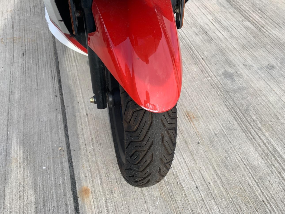 T18