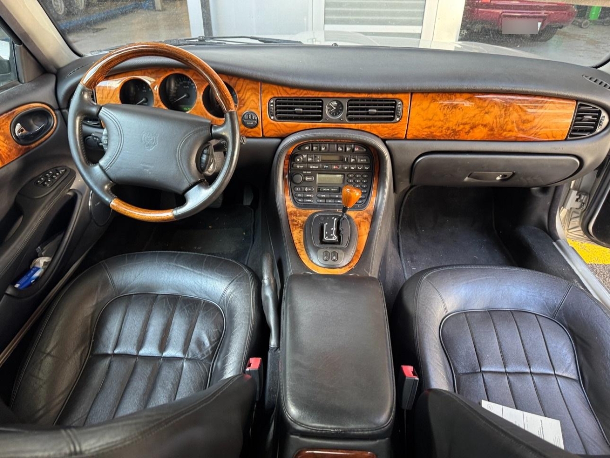 T7