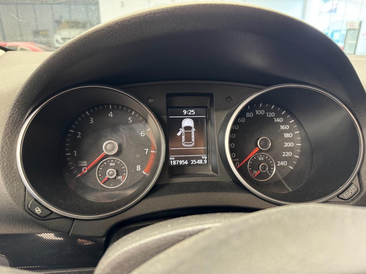 T8