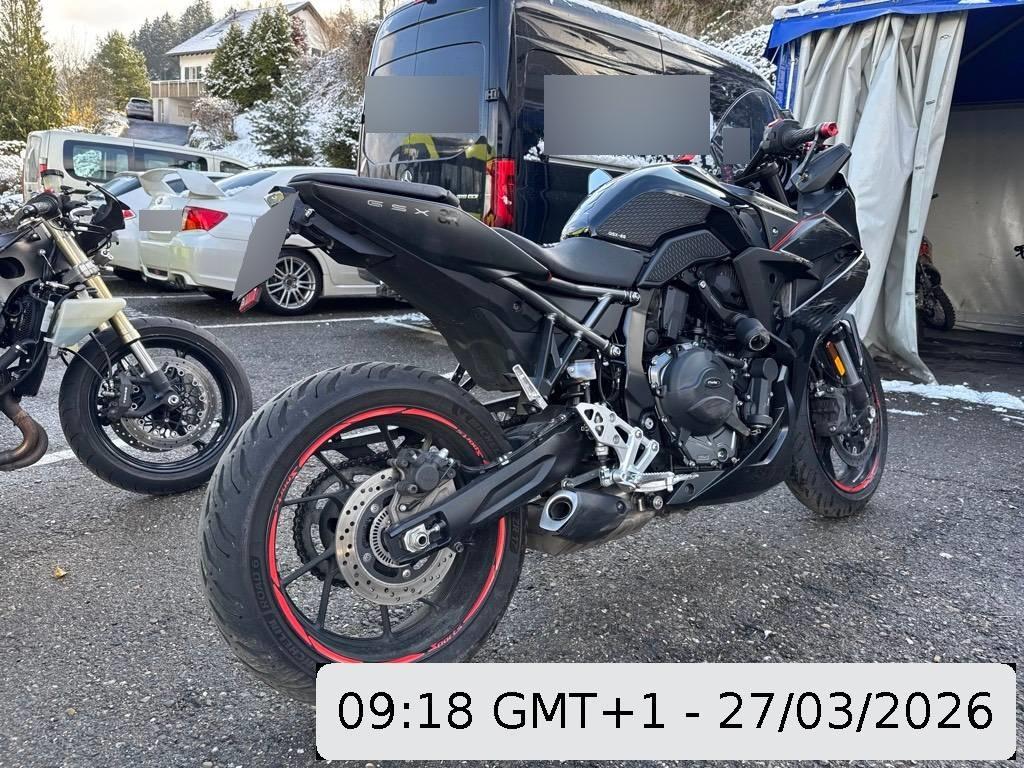 T4