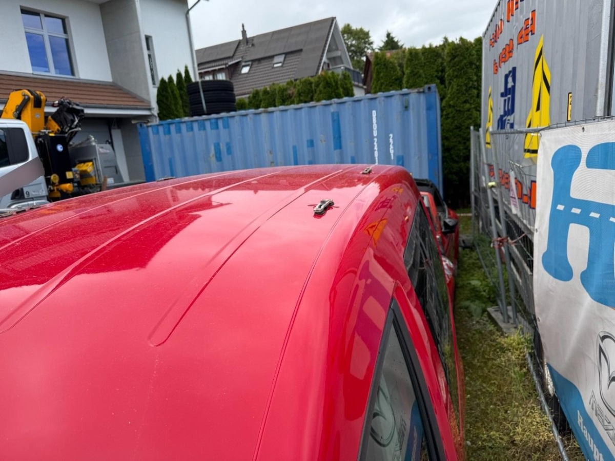 T18