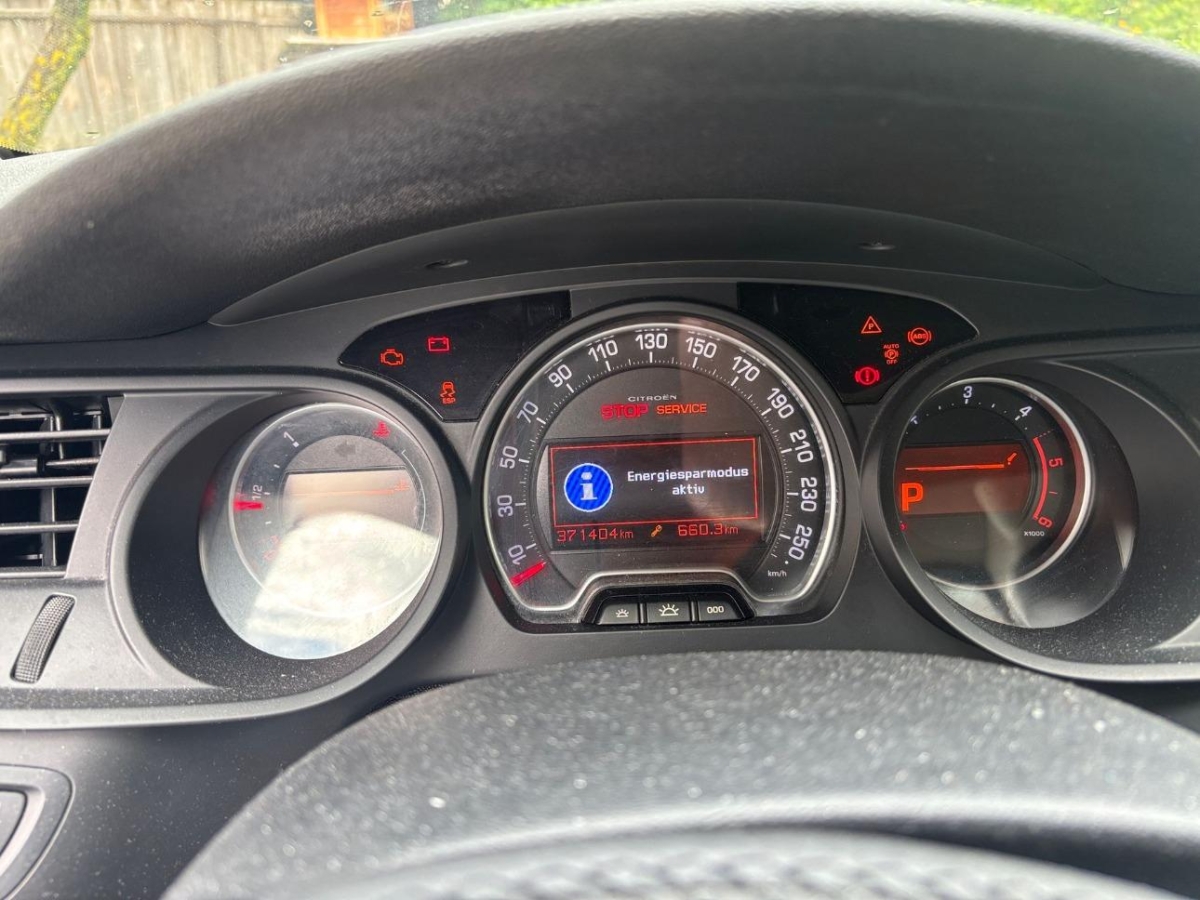 T7