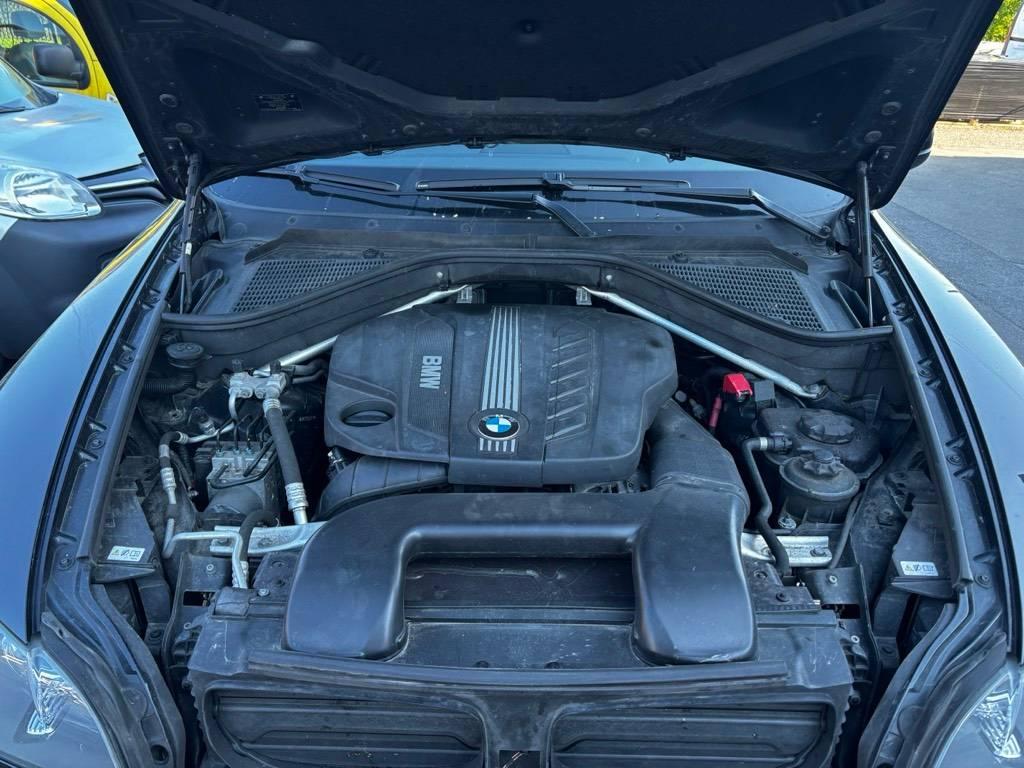 T12