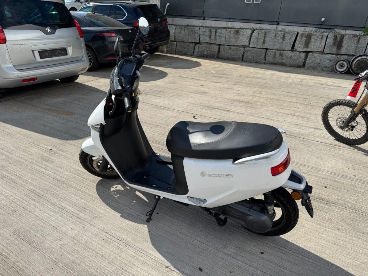 T4