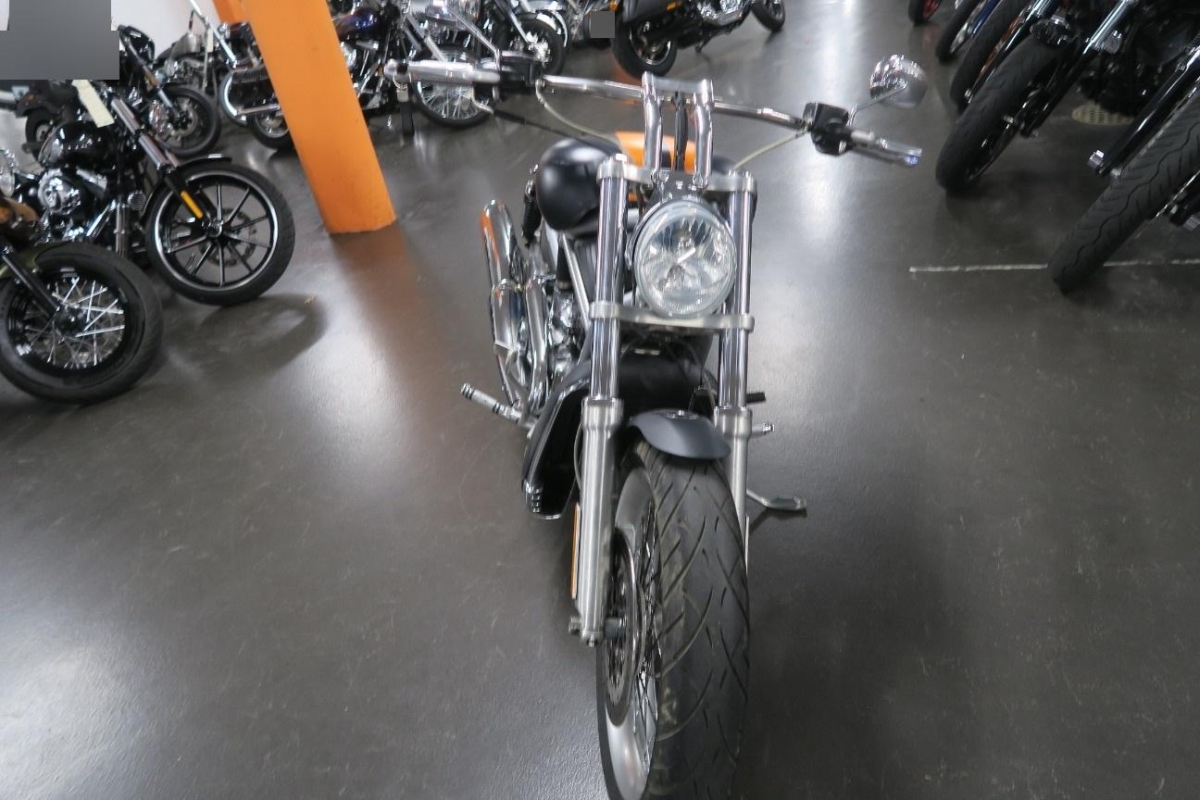T8