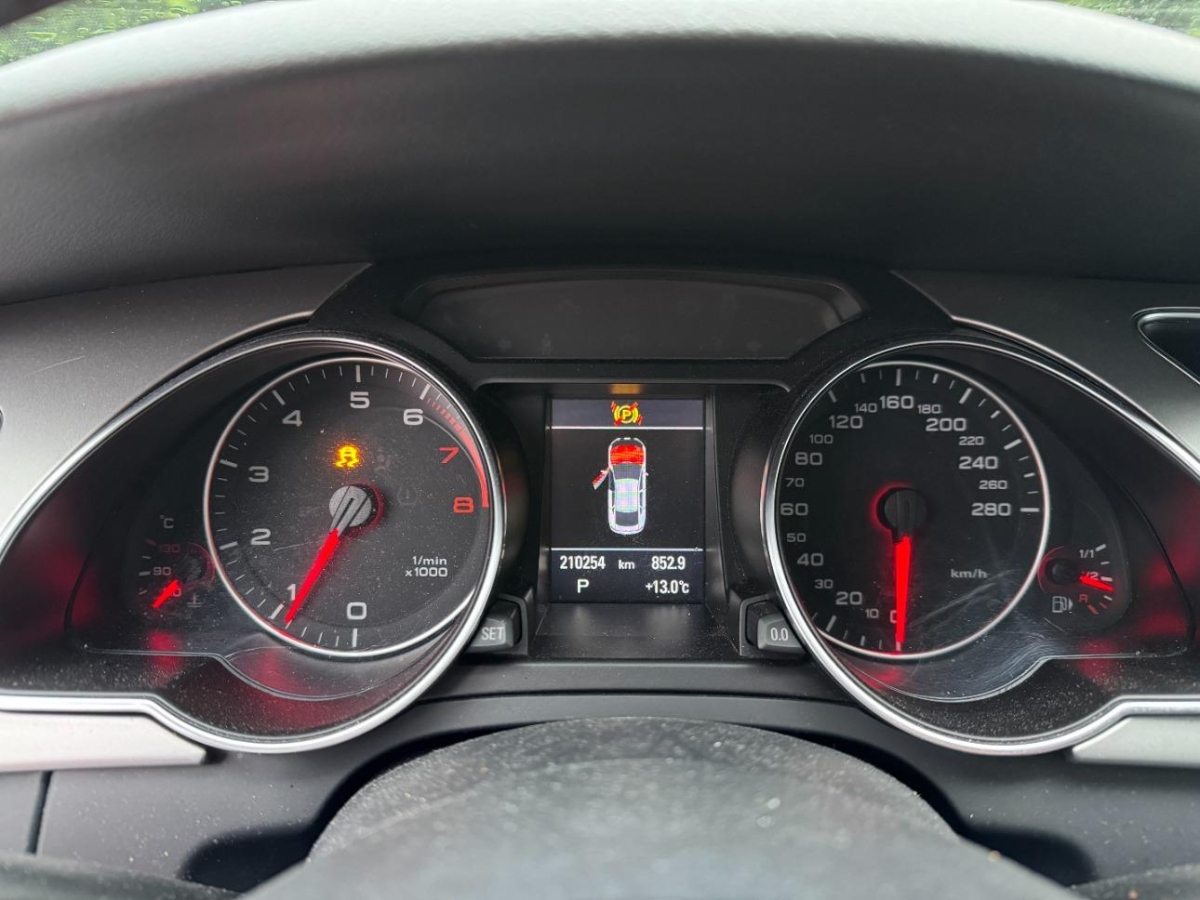 T8