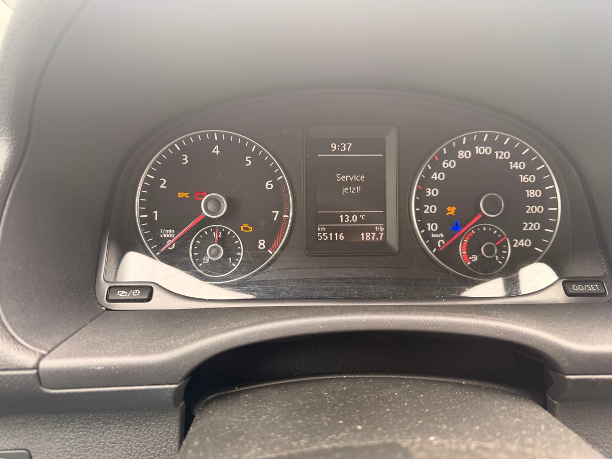 T12
