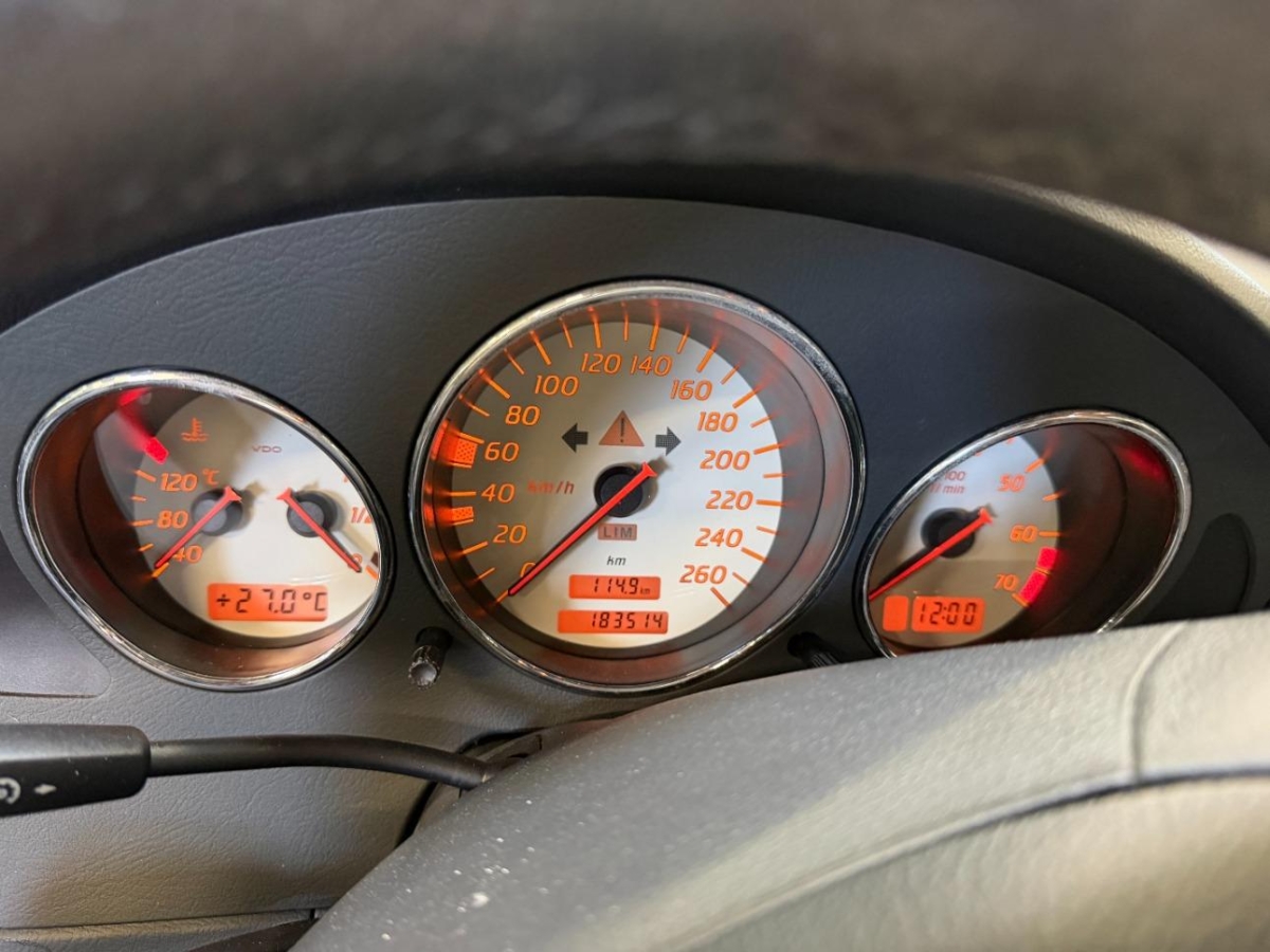 T11