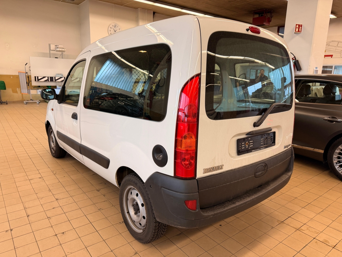 T7