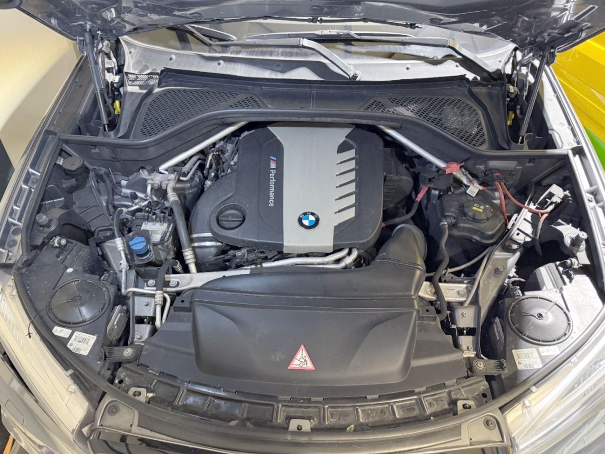 T12