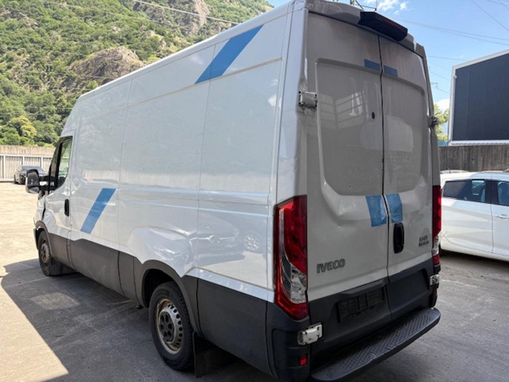 T6