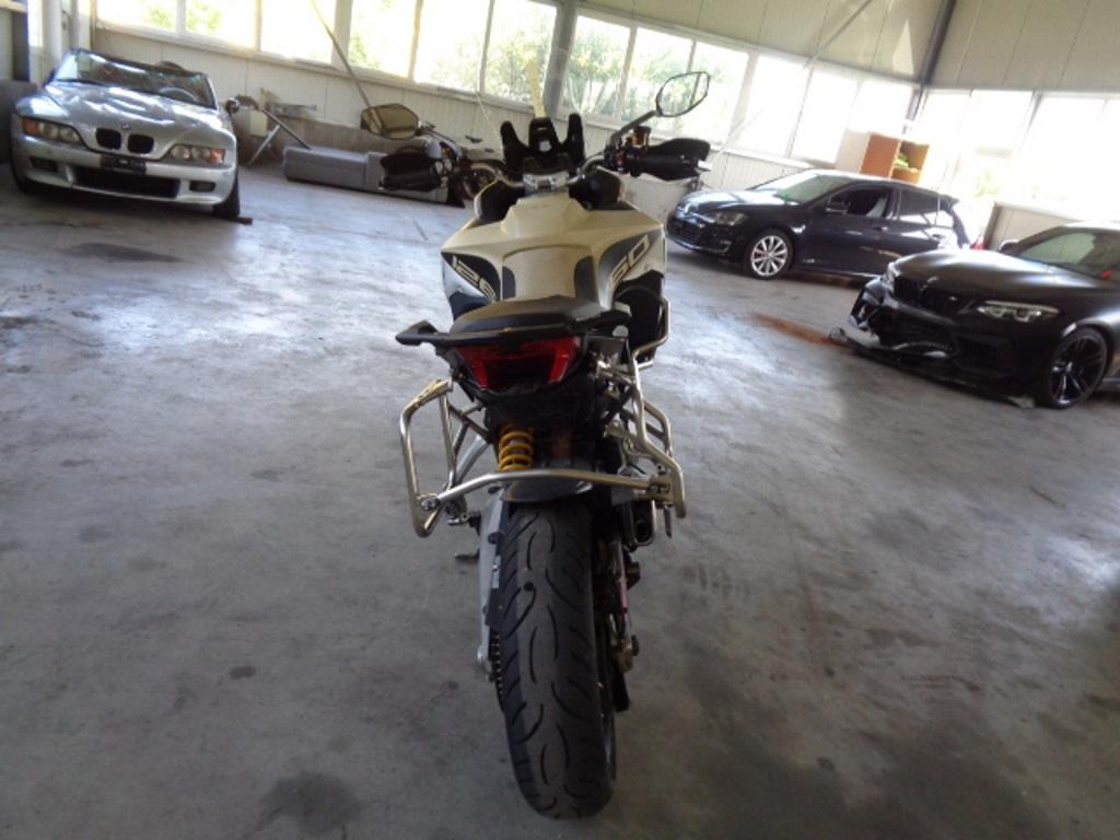 T4
