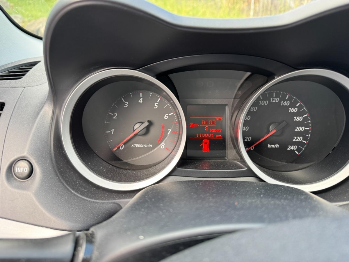 T8