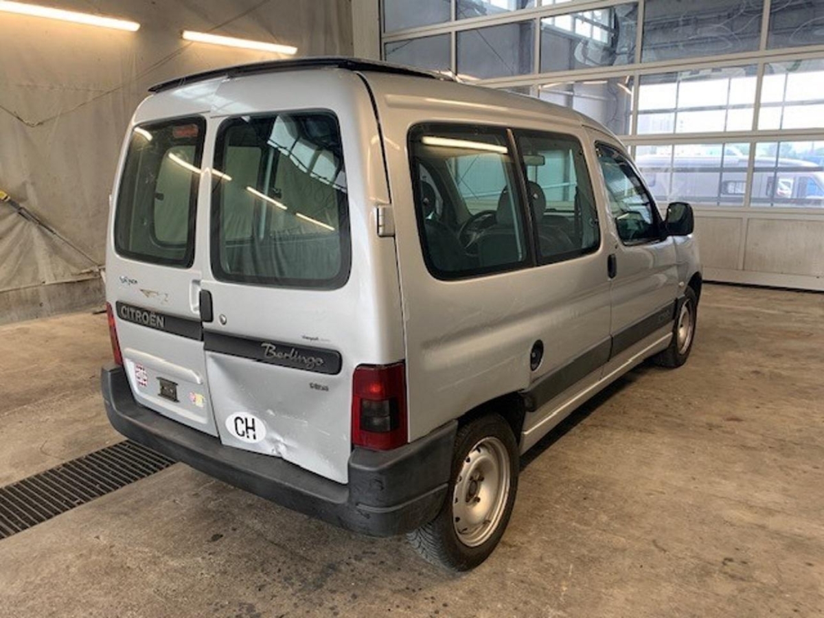 T4