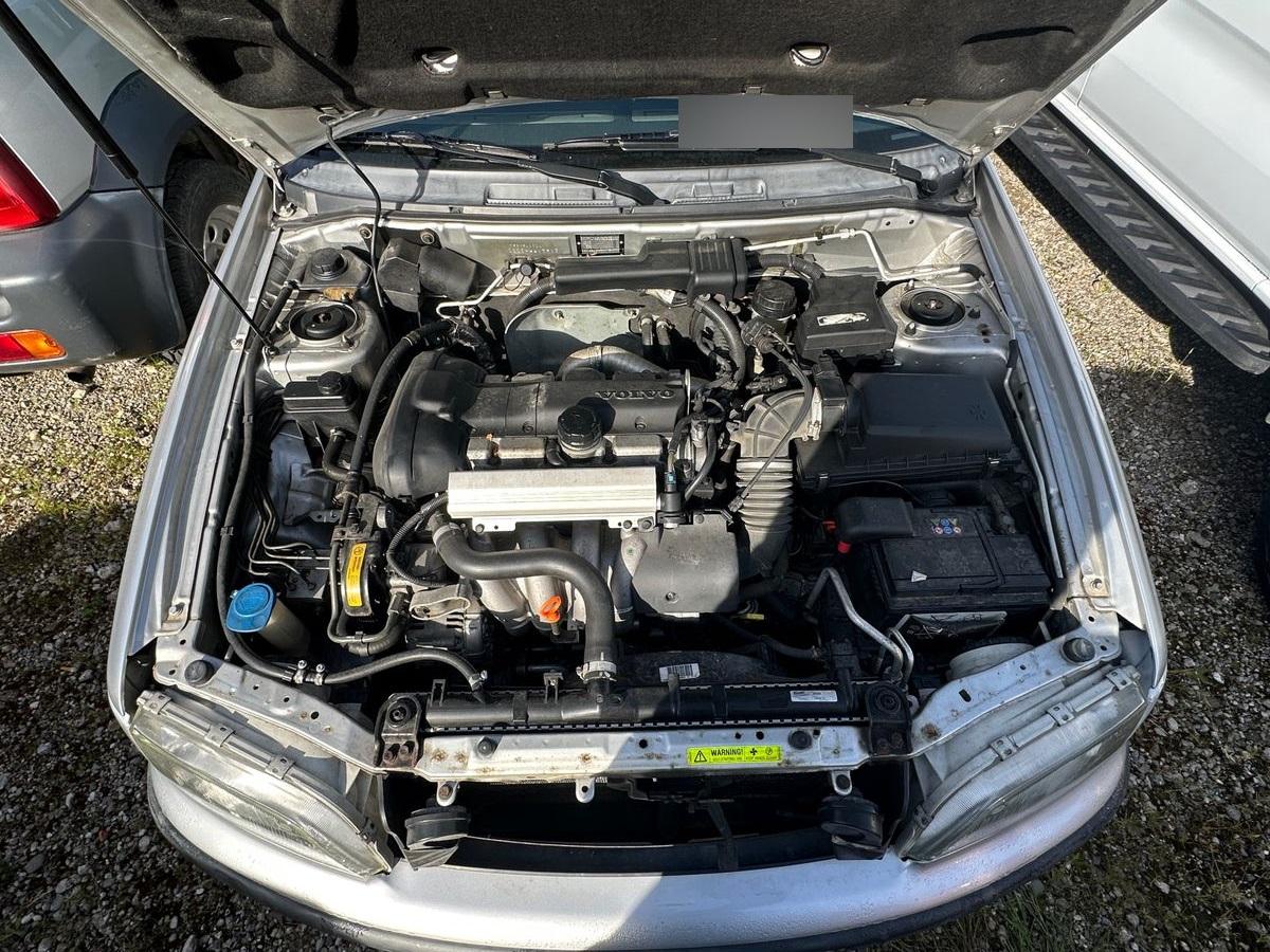 T11