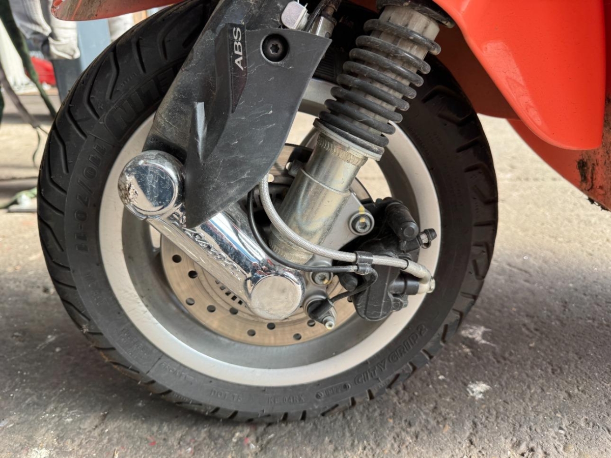 T19
