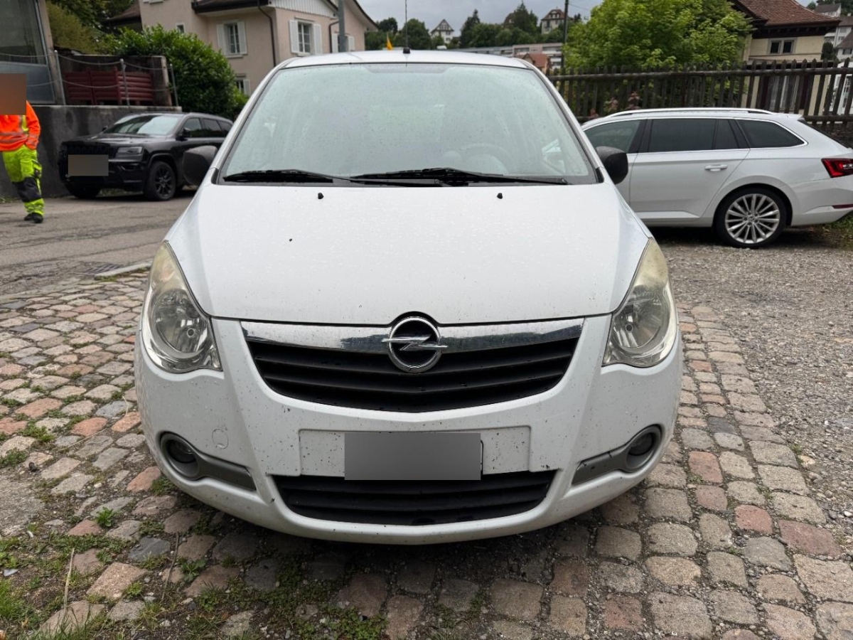 T8