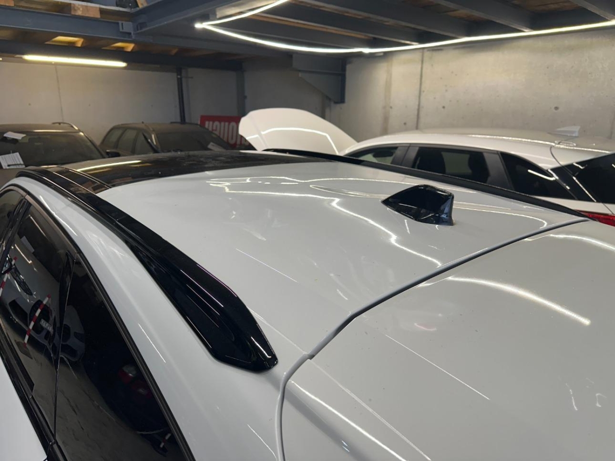 T18