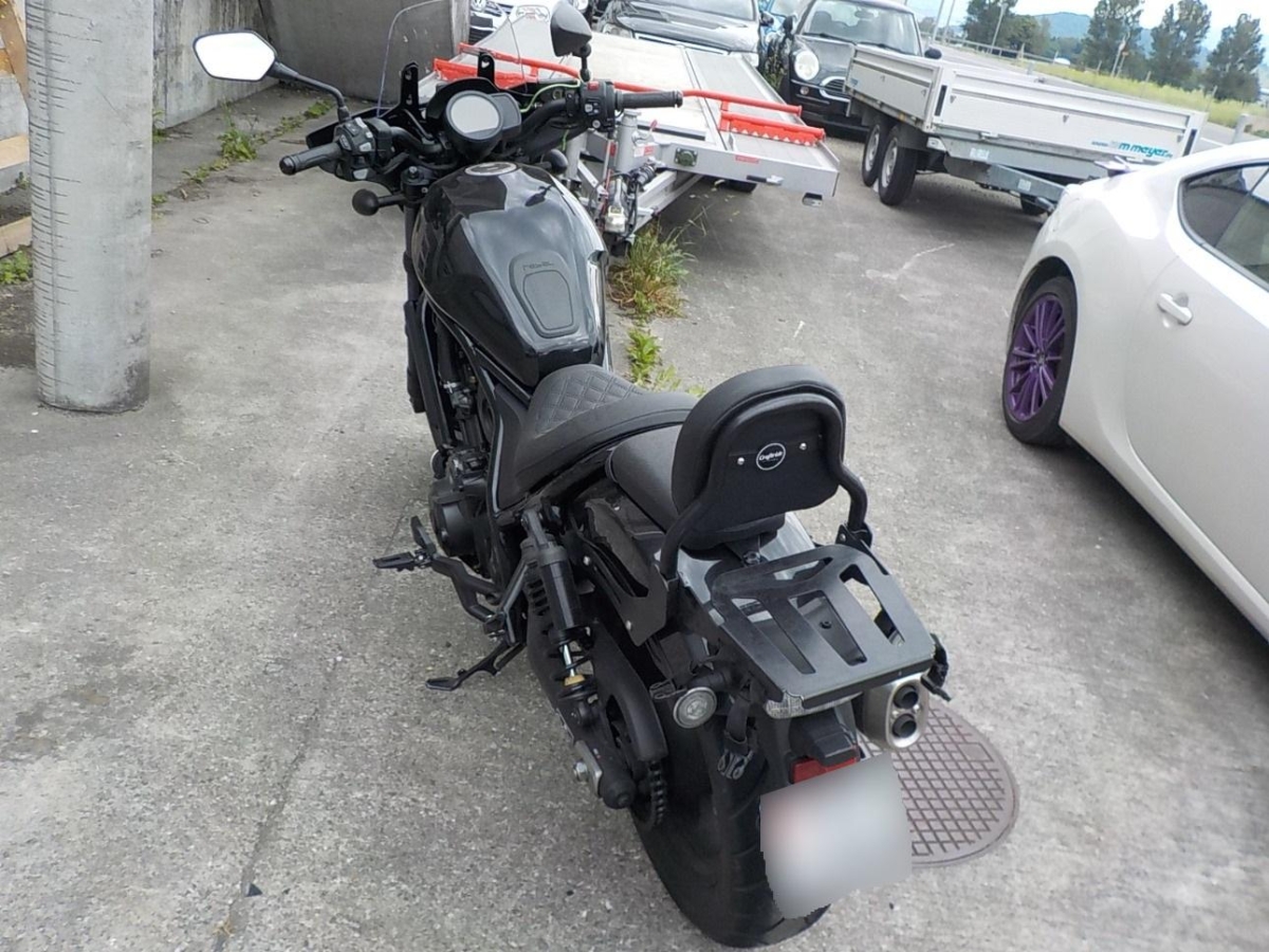 T7