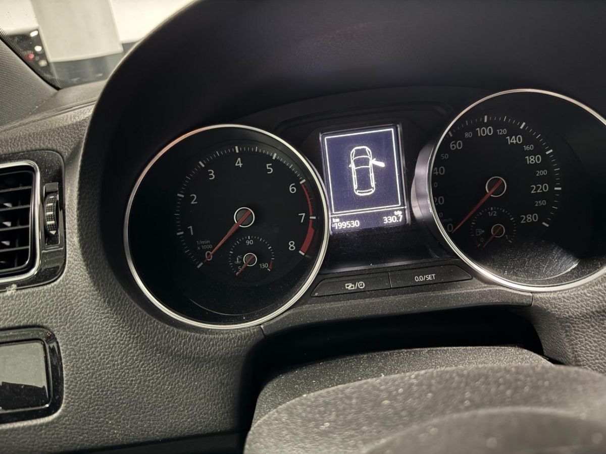 T7