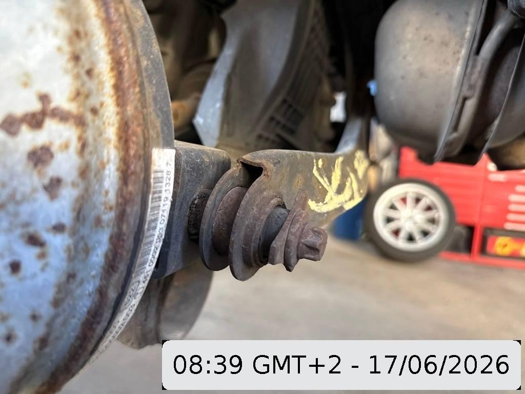 T17
