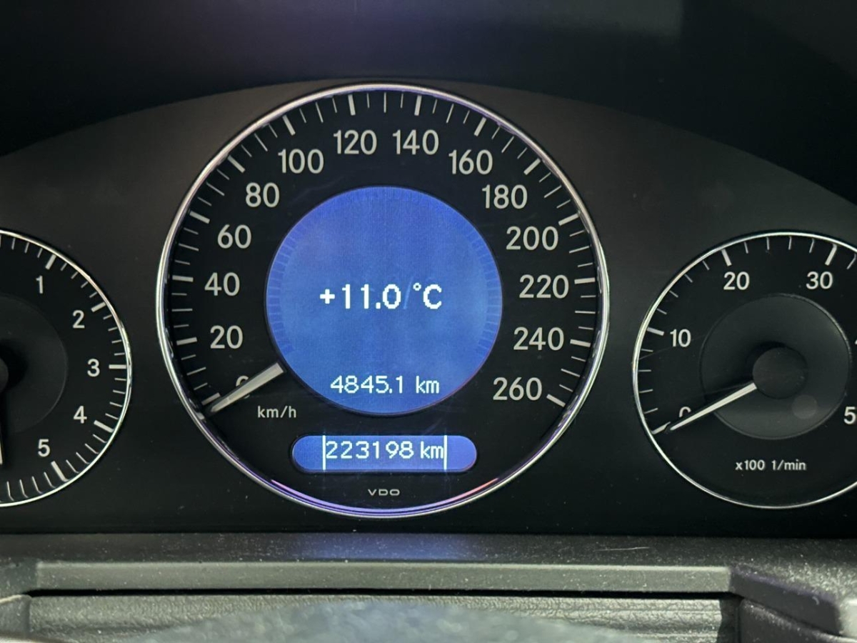 T12