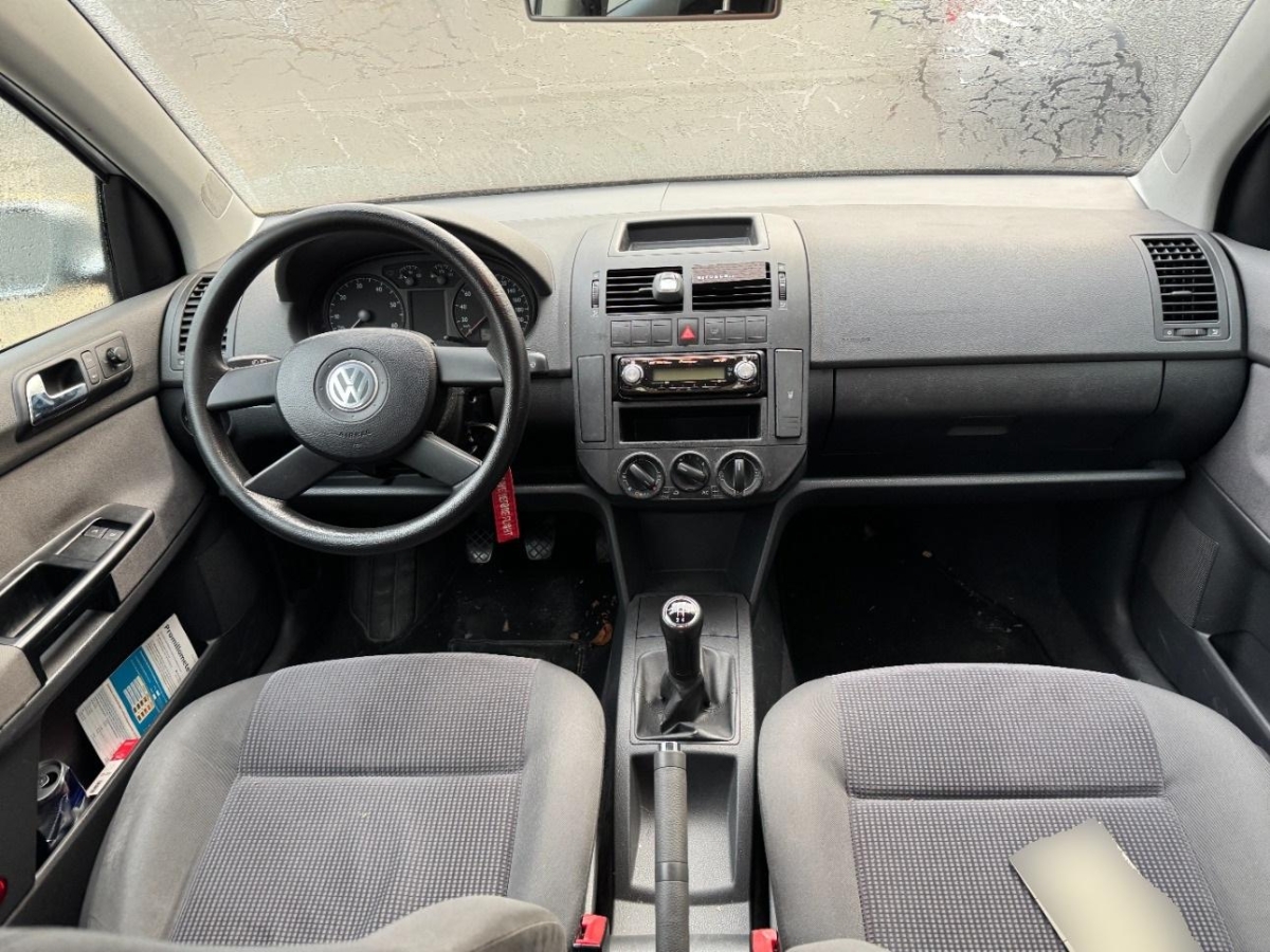 T8
