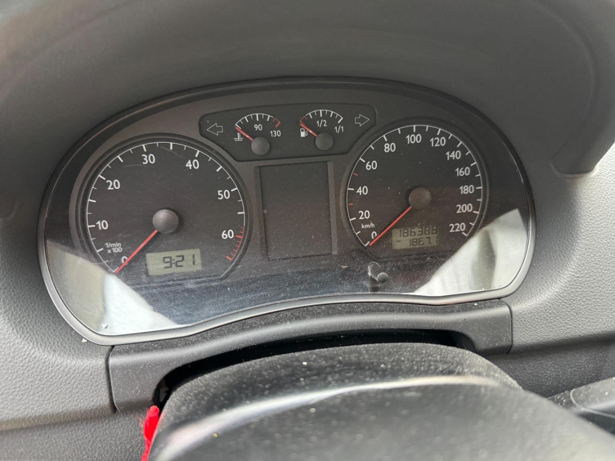 T9