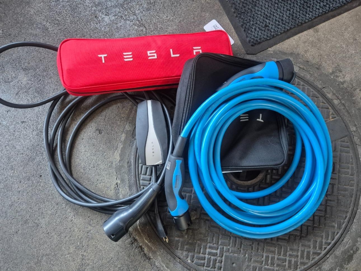 T12