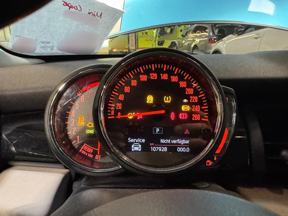 T8